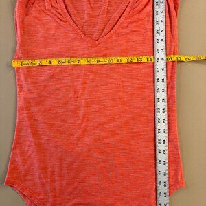 Lululemon Sleeveless Tee Tank
